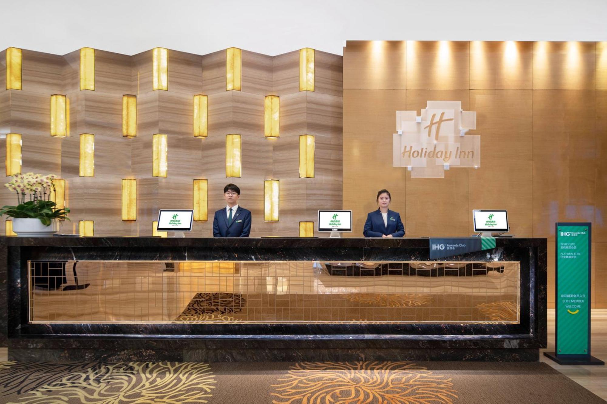 Holiday Inn Chengdu Oriental Plaza, An Ihg Hotel Экстерьер фото